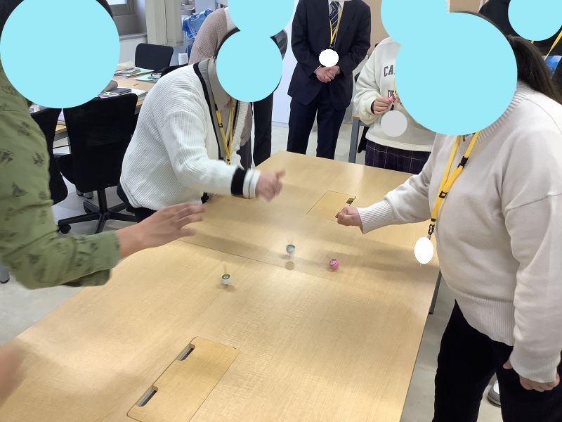 【ウェルビー博多センター】企画課イベント開催！オリジナルコマ作り＆コマ回し大会！！②