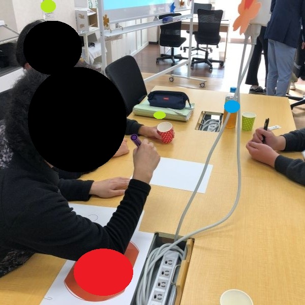 熊本駅前センター 話し合い風景